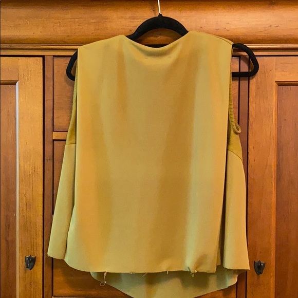 Zara Raw Edge Green Blouse - Picture 3 of 5